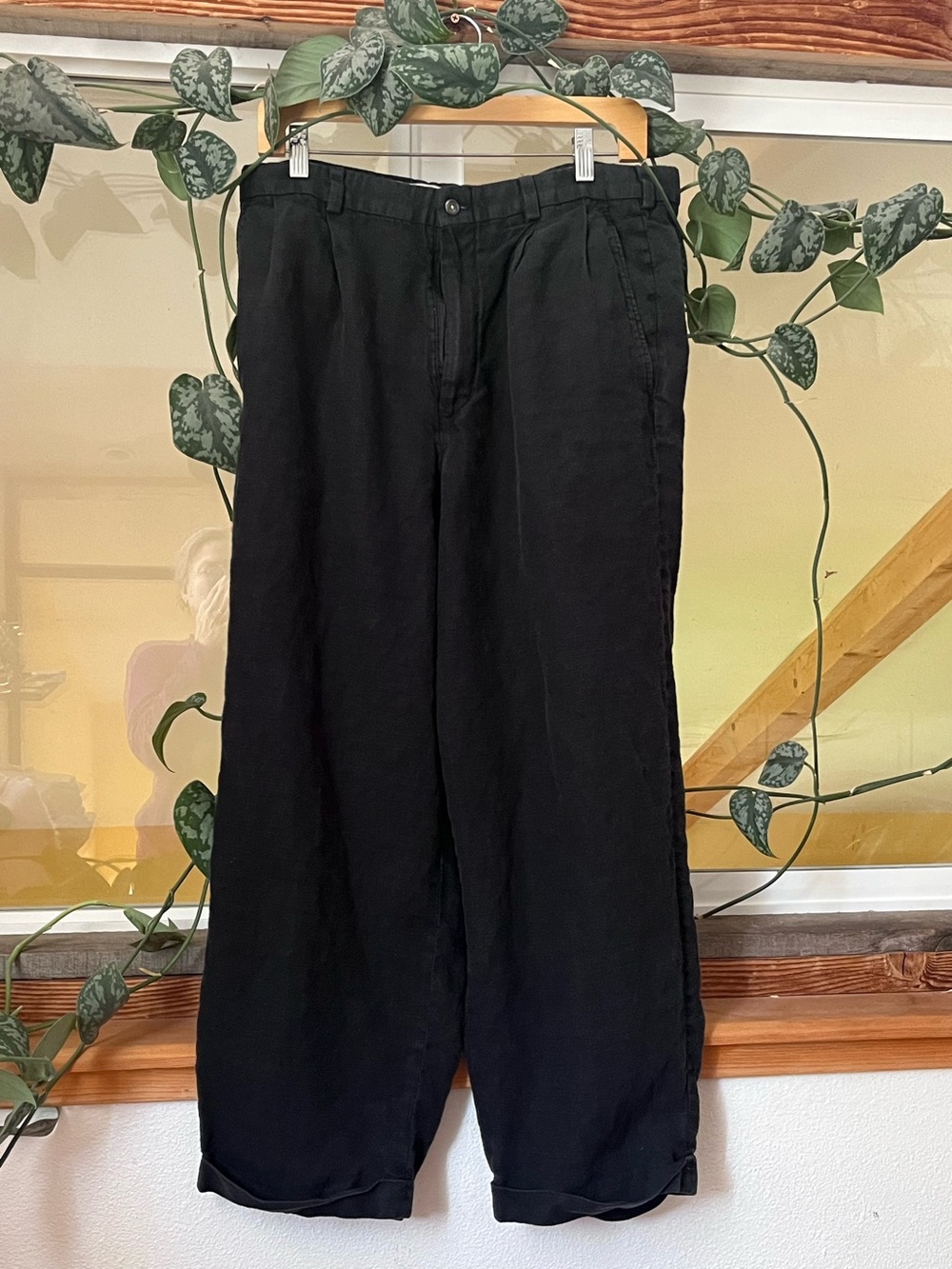 Men’s Vintage Eddie Bauer Black Linen Pants size 34 Tall